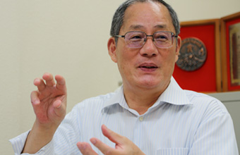 Professor, Department of Metallurgy and Ceramics Science, Graduate School of Science and Engineering Junzo Tanaka