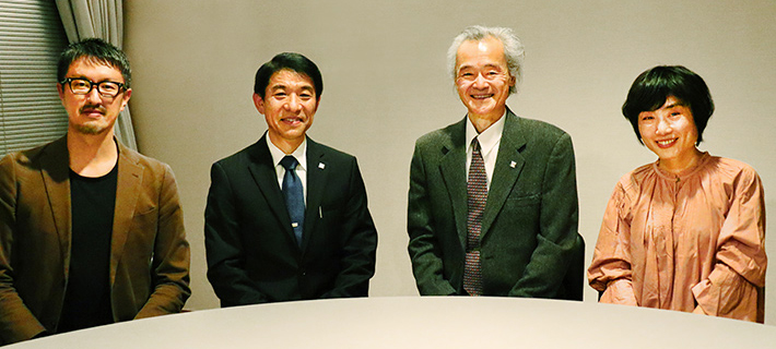 (from left) Assoc. Prof. Kawana, Prof. Ohtake, Provost and EVP Satoh, Assoc. Prof. Ito