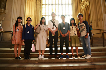 Jiang with SCRG participants (far right)