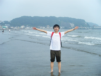 First experience of the sea, with friends from the Japanese language school