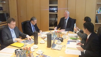 Meeting at RWTH Aachen University Vice-Rector for Teaching, Professor Aloys Krieg (center)