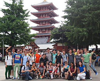 Cross Cultural Tokyo Bus Tour's 42 participants including Tokyo Tech students
