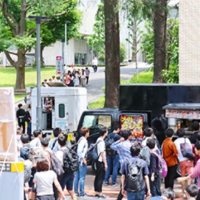 Food trucks now on Ookayama Campus every weekday