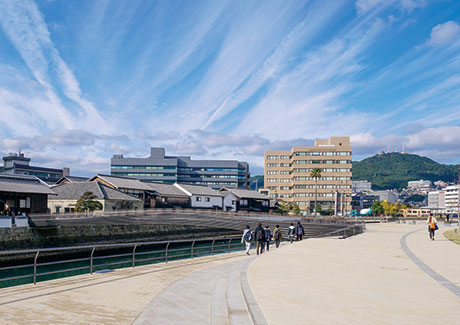 Dejima Main Gate Park in Nagasaki City, a work by Koichiro Sakitani Photo: Orient Ing (Kennichi Kojima)