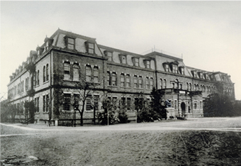Main Building of Tokyo Higher Technical School in the early 1900s