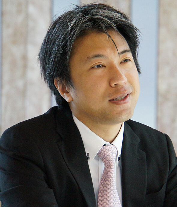 Kenichi Okada, Professor, Department of Electrical and Electronic Engineering, School of Engineering
