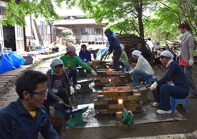 Making Paper Knives by students