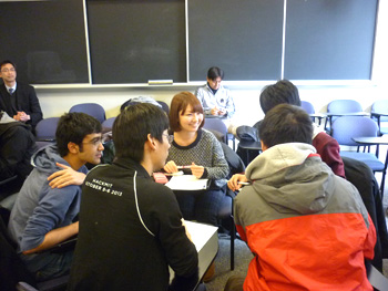Exchanging opinions with MIT students