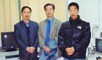 Kono with Prof. Su-Ming Xie at THU lab