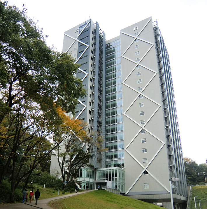 Standing strong against earthquakes - Researchers work to improve safety  and peace of mind in high-rise buildings, Research Stories, Research