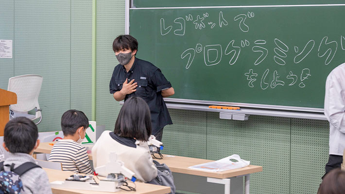 Workshop at elementary school