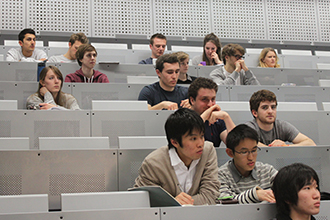 Campus tour and attending class at Imperial College in the UK