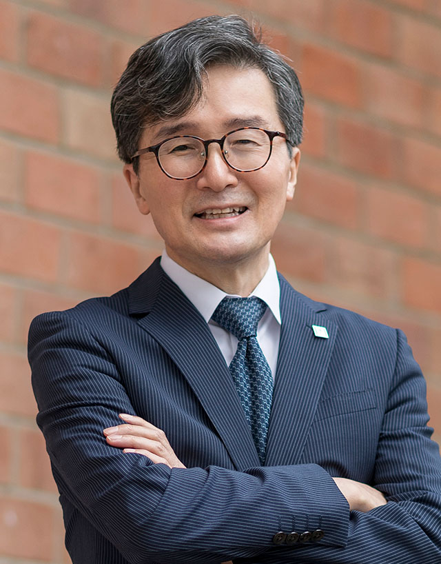 Masayuki SHIBATA, Executive Vice President for Finance