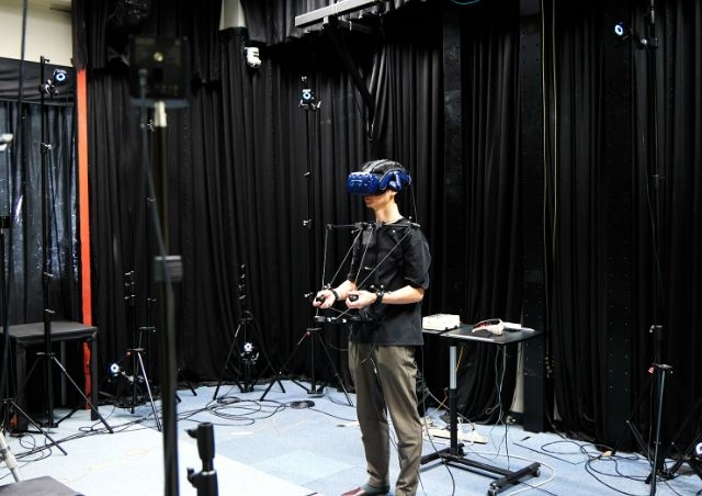 Exercise experiment using VR goggles