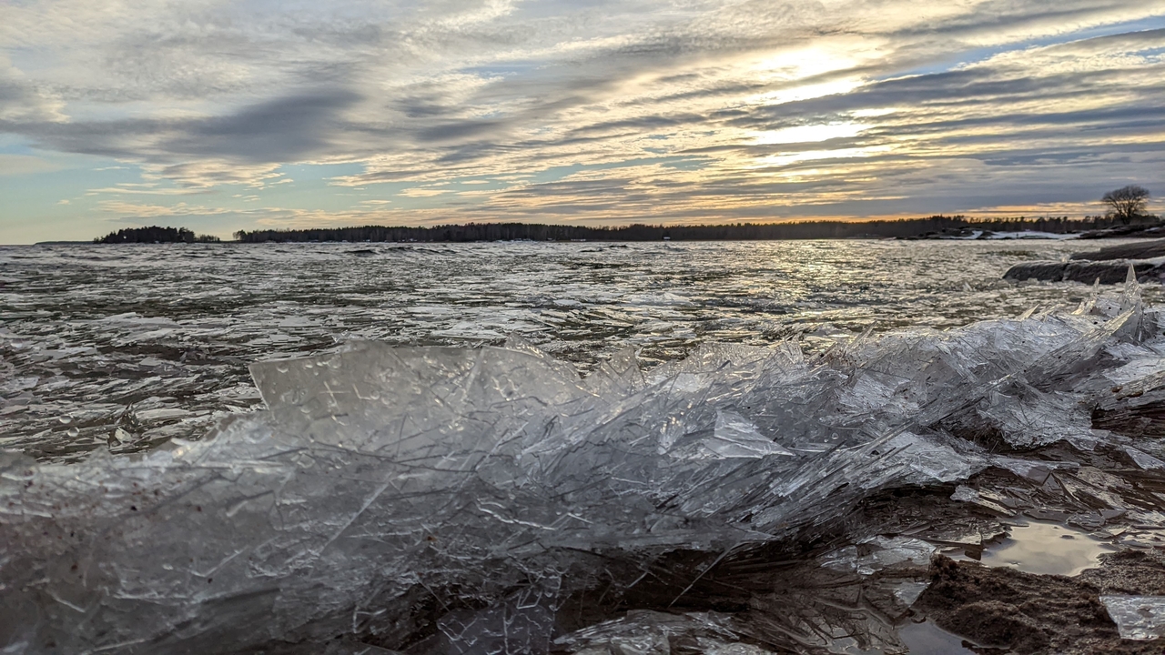 Broken ice at the beach of Lake Vänern