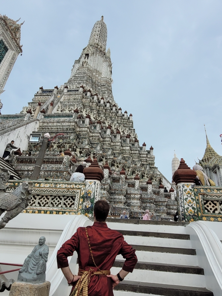 Traditional Thai Attire at Wat Arun Temple