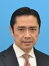 学院長 梶原 将