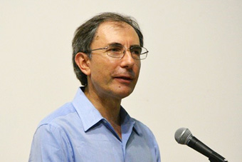 Dimitar Sasselov 教授