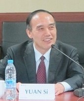 袁清華大副学長