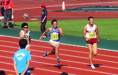 男子100ｍ 6位入賞 米川さん（中央） 工大記録10秒88を樹立