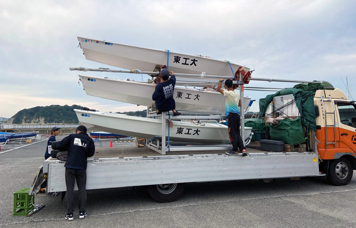 葉山から和歌山に運び込んだスナイプ級レース艇