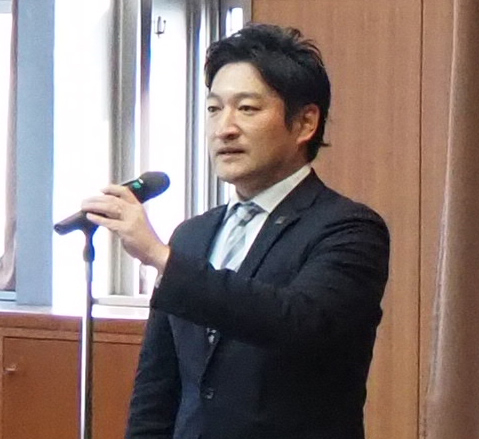 開式のあいさつをする江端TCカレッジ長
