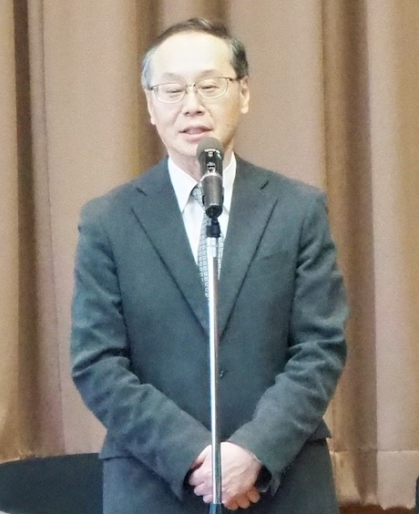 閉式のあいさつをする中村OFC副センター長