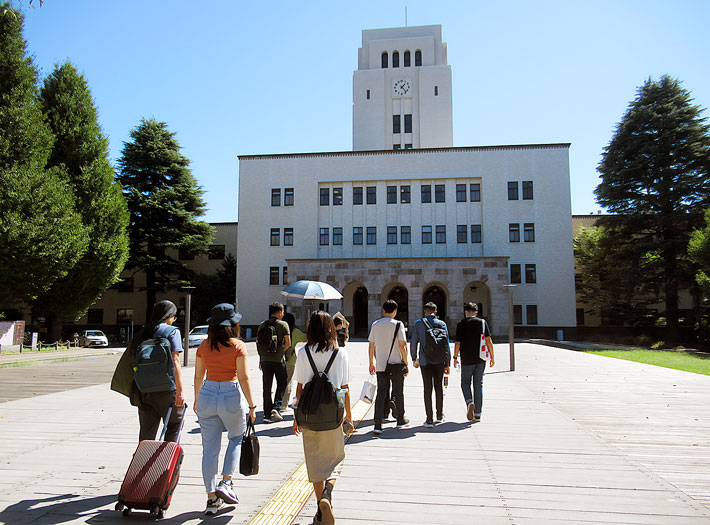 大岡山キャンパスを初めて訪れたTAIST学生