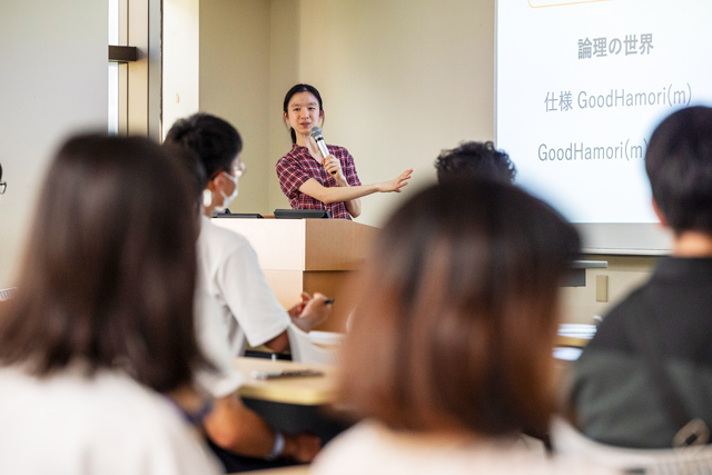 「計算問題の難しさの数学」を紹介（情報理工学院）