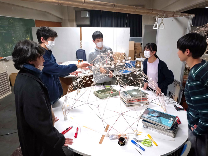 附属高校での日々の活動
