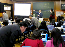 小学校高学年授業風景