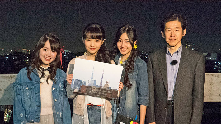 左からすイエんサーガールズの（西川茉佑、佐久間乃愛、平塚麗奈さん）、大佛教授