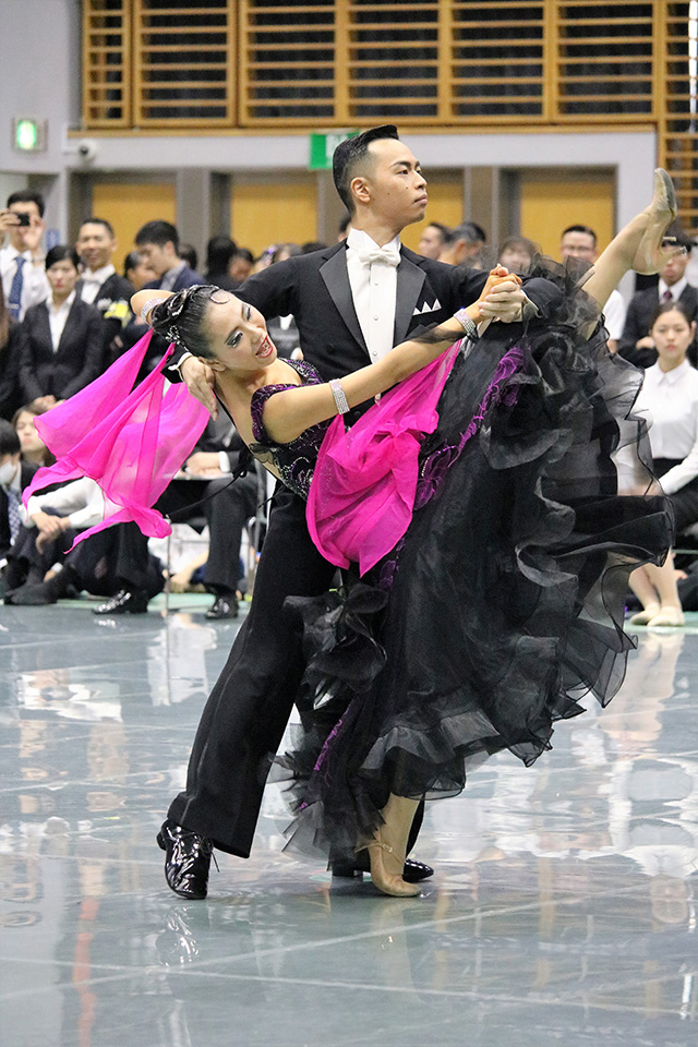 斎藤悠太郎(生命理工学部　生命科学科　4年)・大木あかり(杉野服飾大学)組