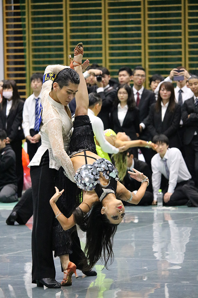 田添康平(理学部　情報科学科　4年)・水野都(白百合女子大学)組