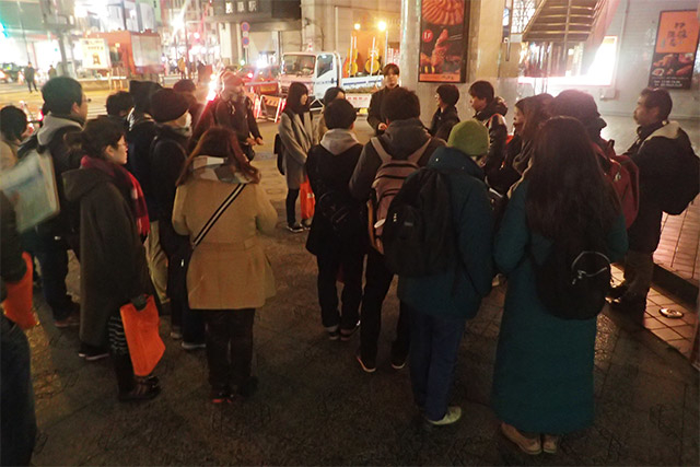 2月22日の調査に集まった約60名の市民（左：台東エリア、右：墨田エリア）
