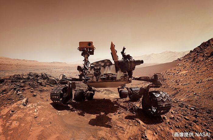 図1。火星探査車キュリオシティ ゲール・クレータにかつて存在した水環境を調査している（画像提供 NASA）
