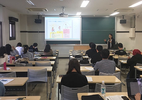 グローバル人材育成推進支援室の太田特任教授による「グローバル理工人育成コース」上級の説明