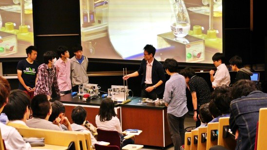 世界第一線科学者らから学ぶ授業「科学・技術の最前線」初実施（2016.10.04）