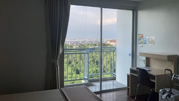 自室と自室からの景色　9階にあり眺めがとても良い