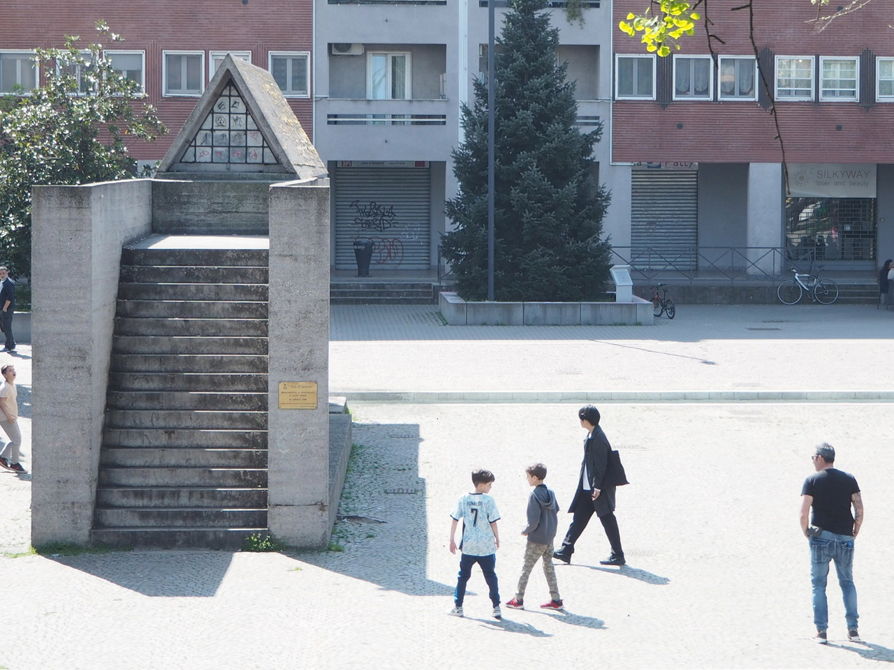 ミラノにある憧れの建築家による広場