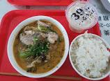 学食の魚のスープ（12元）