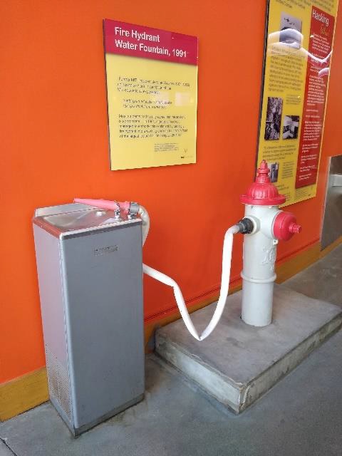 元学長曰く、“MITで教育を受けることは消火栓から水を飲むようなもの”