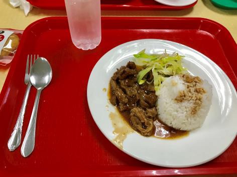 学食のメニューはどれも